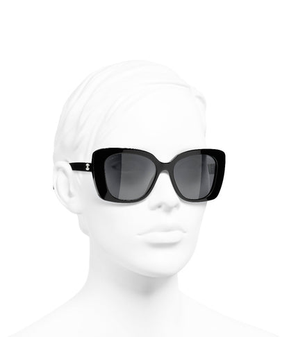 CHANEL 5422B Square